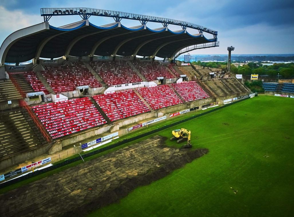 gazon-béziers-hybride-terrain-décaissé
