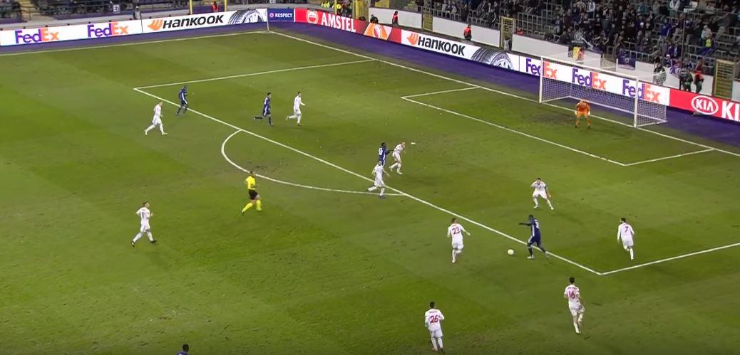 Anderlecht-Trnava-pelouse-changement-europa-league-football