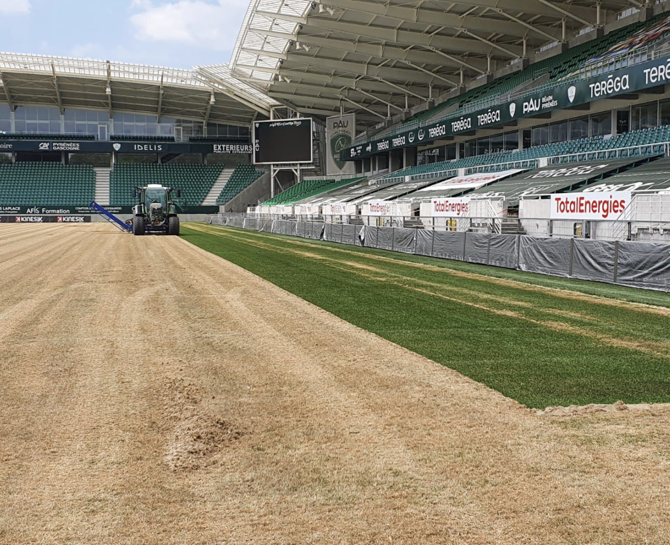 pelouse-de-hameau-pau-travaux-gestain