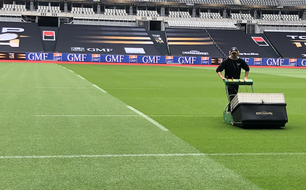 scalpage-pelouse-stade-de-france-iturf-management scalpage-pelouse-stade-de-france-iturf-management