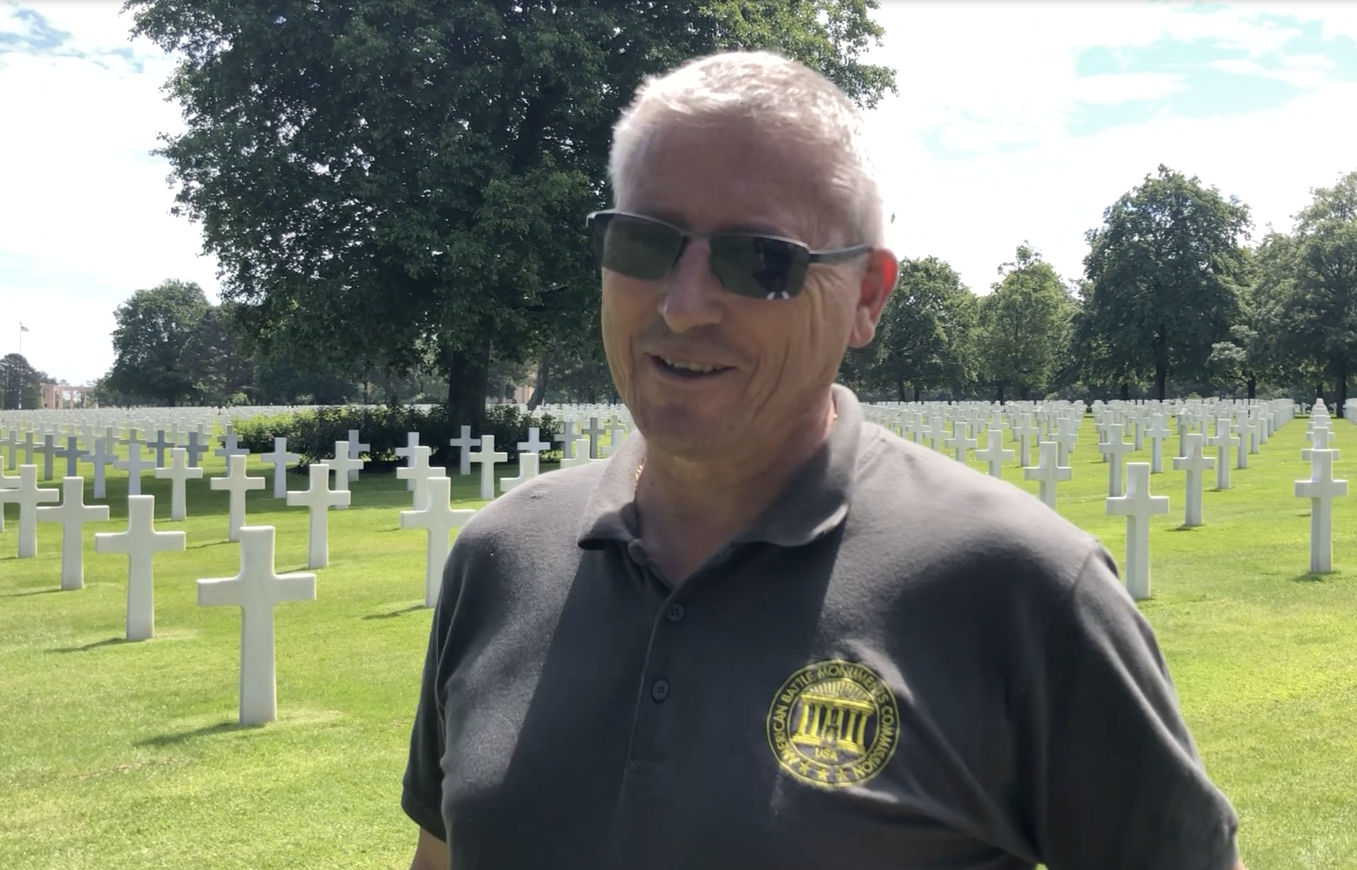 olivier-gassion-maintenance-du-cimetiere-americain-colleville-sur-mer-episode-1
