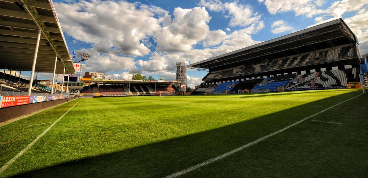 gazon-charleroi-pelouse-stade-football gazon-charleroi-pelouse-stade-football