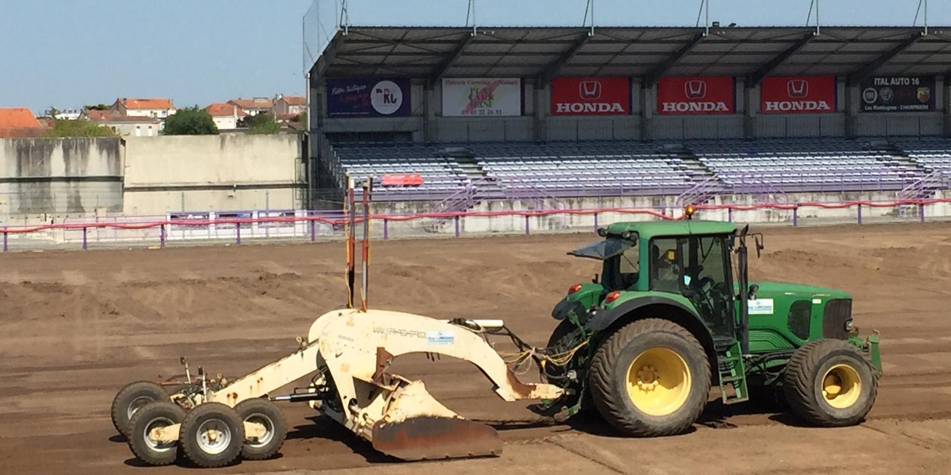 gazon-stade_chanzy_sonia_coirier