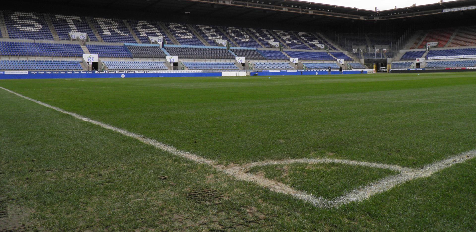 Gazon_ Stade_Meinau_Starsbourg