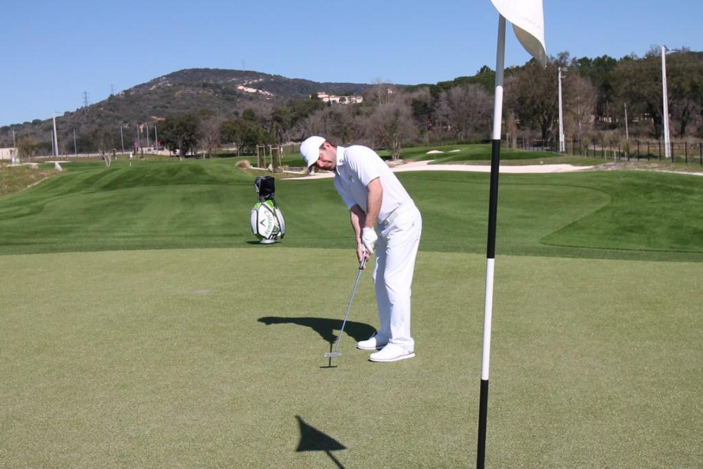 Golf-Up-synthétique-innovation-performance-9-trous-phytosanitaire-engrais