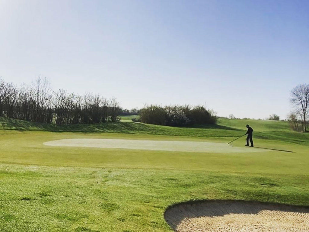 Golf_National_COnfinement.jpg