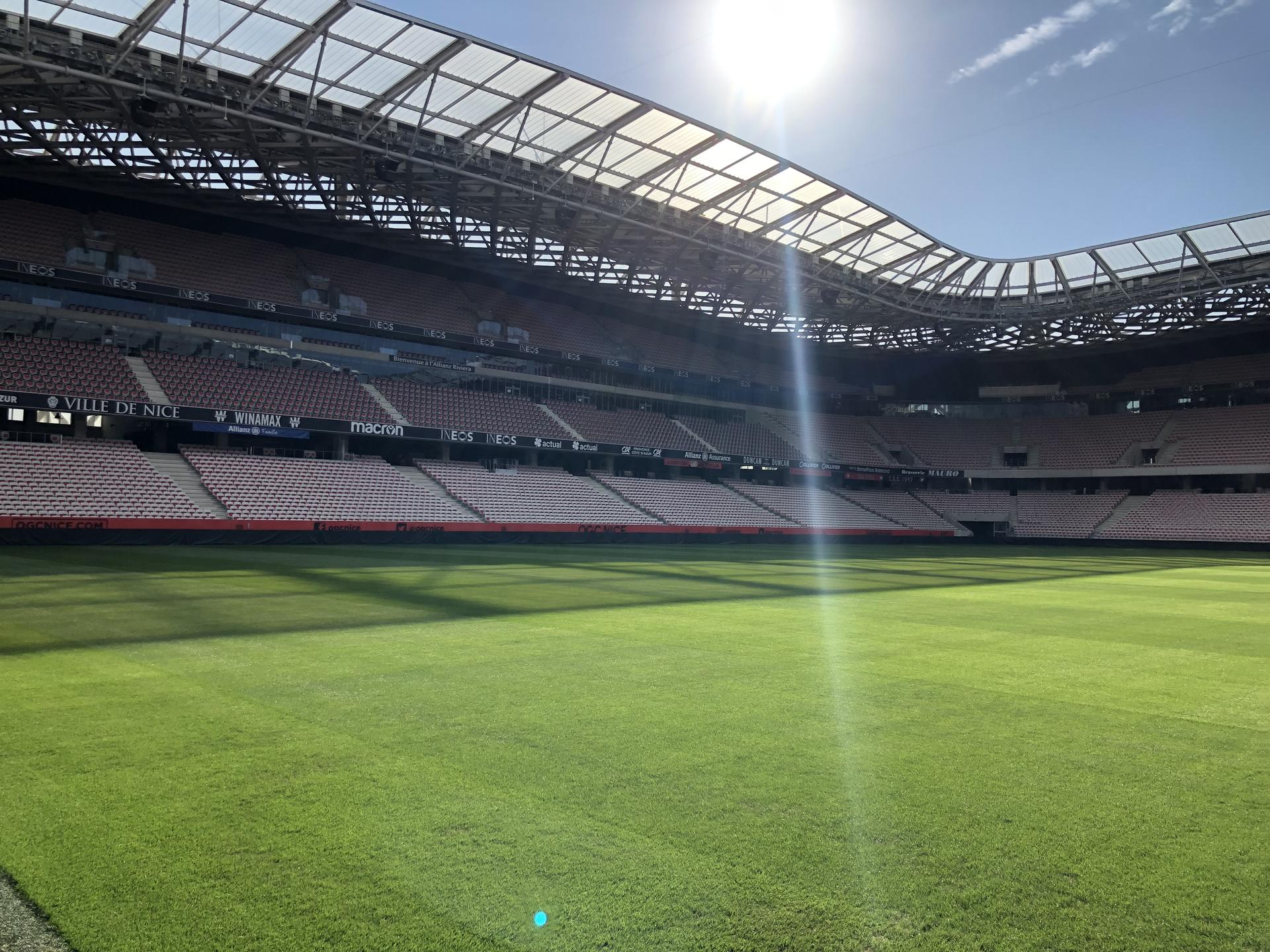 ogc-nice-pelouse-allianz-riviera ogc-nice-pelouse-allianz-riviera