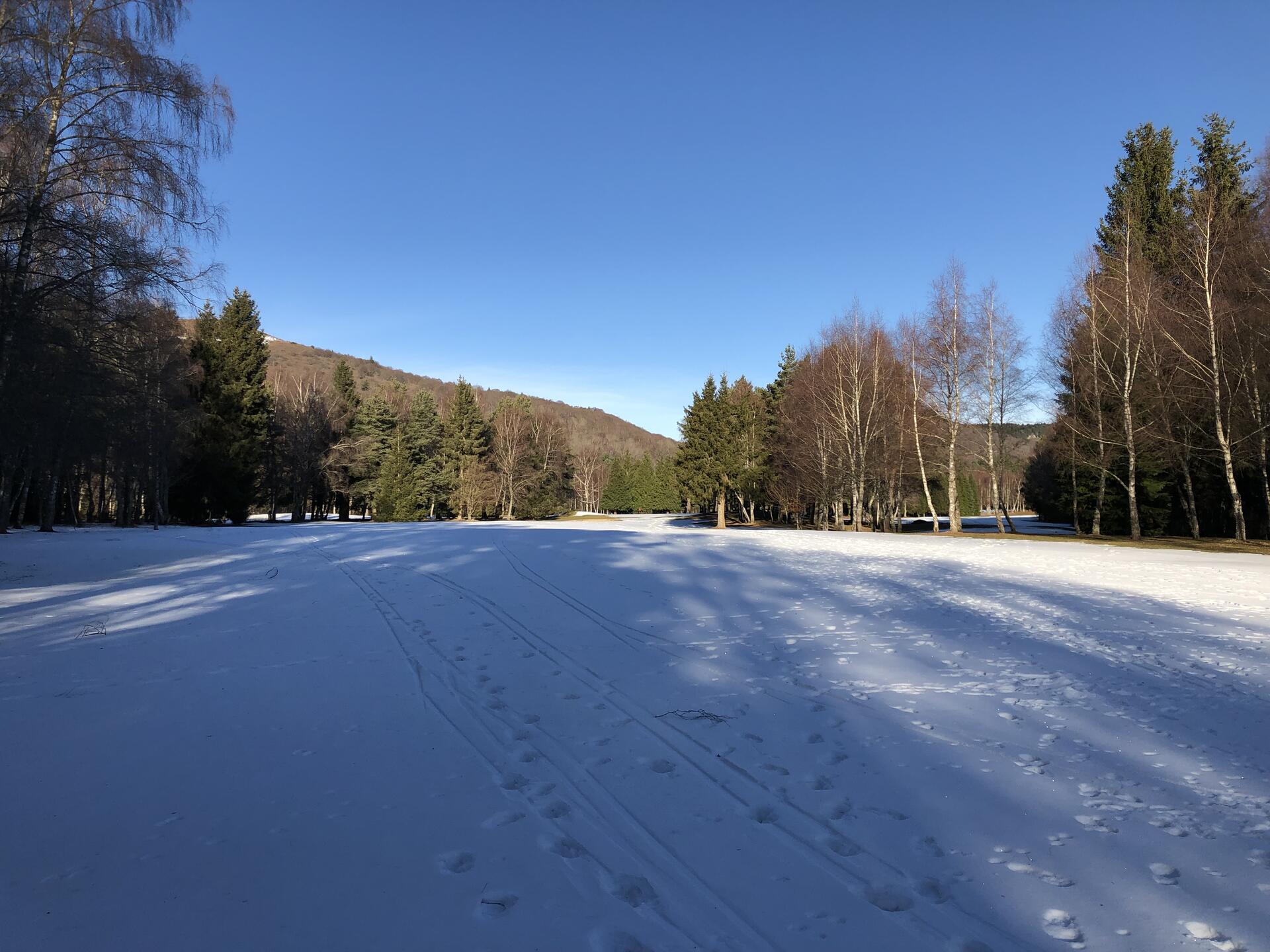 golf-des-volcans-sous-la-neige golf-des-volcans-sous-la-neige