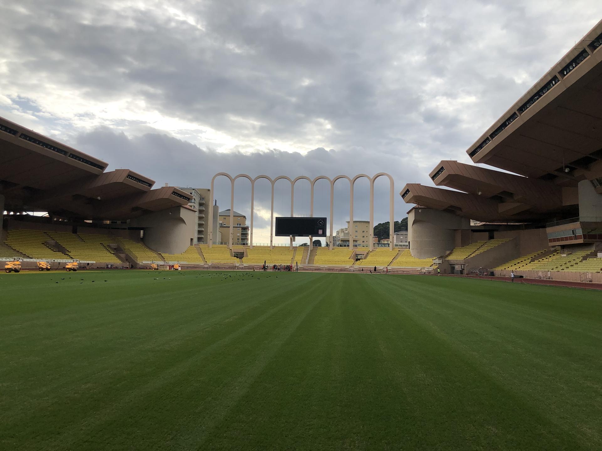 AS-MONACO-GAZON-PELOUSE-STADE-LOUIS-II AS-MONACO-GAZON-PELOUSE-STADE-LOUIS-II