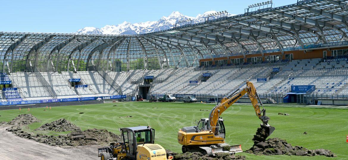 stade-des-alpes-nouvelle-pelouse-hybride stade-des-alpes-nouvelle-pelouse-hybride