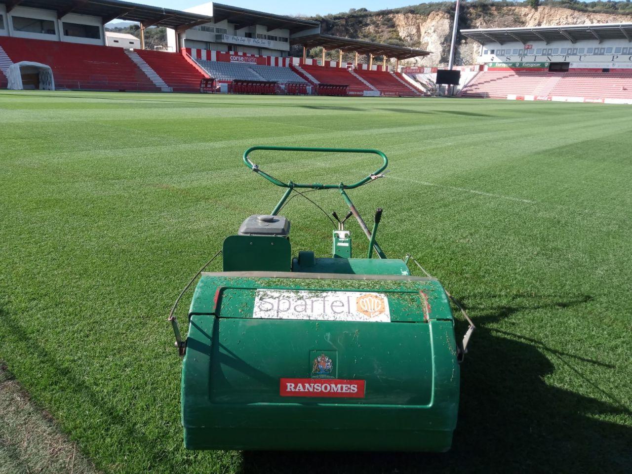 Stade_François_Coty_Sparfel.jpg Stade_François_Coty_Sparfel.jpg
