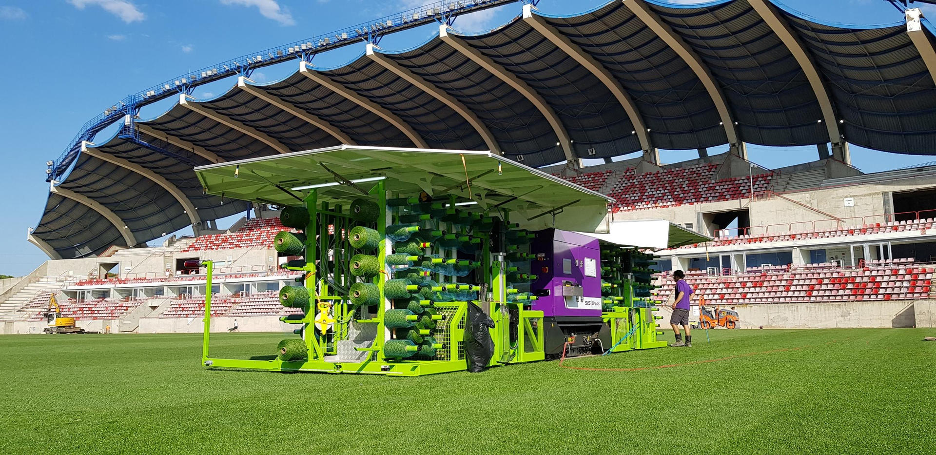 tuftage-pelouse-stade-raoul-barrière-béziers