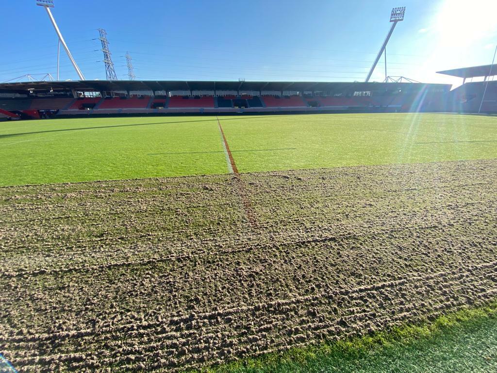 carrotage-stade-ernest-wallon-grassmaster-romain-andreac-1 carrotage-stade-ernest-wallon-grassmaster-romain-andreac-1