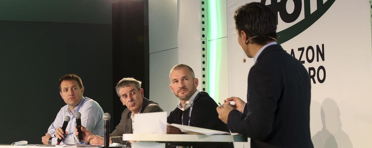 video-table-ronde-les-robots-de-tonte-les-48h-du-gazon-sport-pro