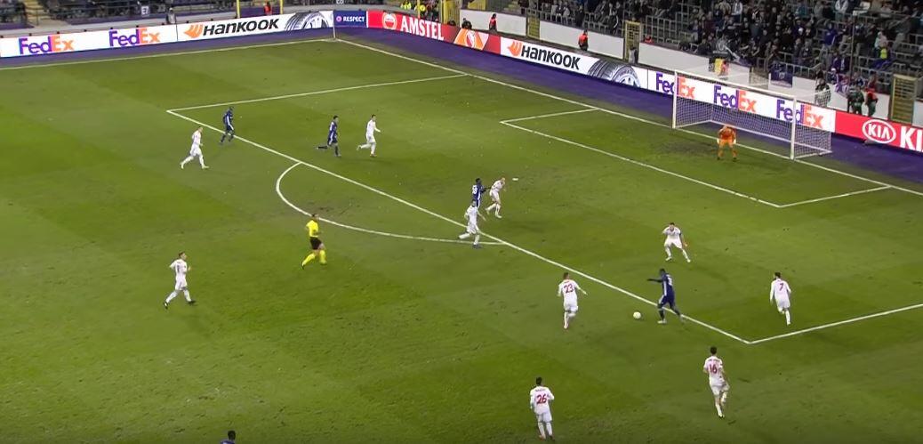 Anderlecht-Trnava-pelouse-changement-europa-league-football