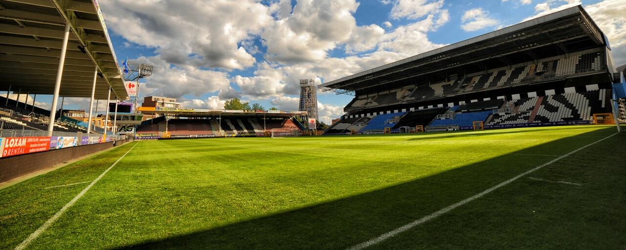 gazon-charleroi-pelouse-stade-football gazon-charleroi-pelouse-stade-football