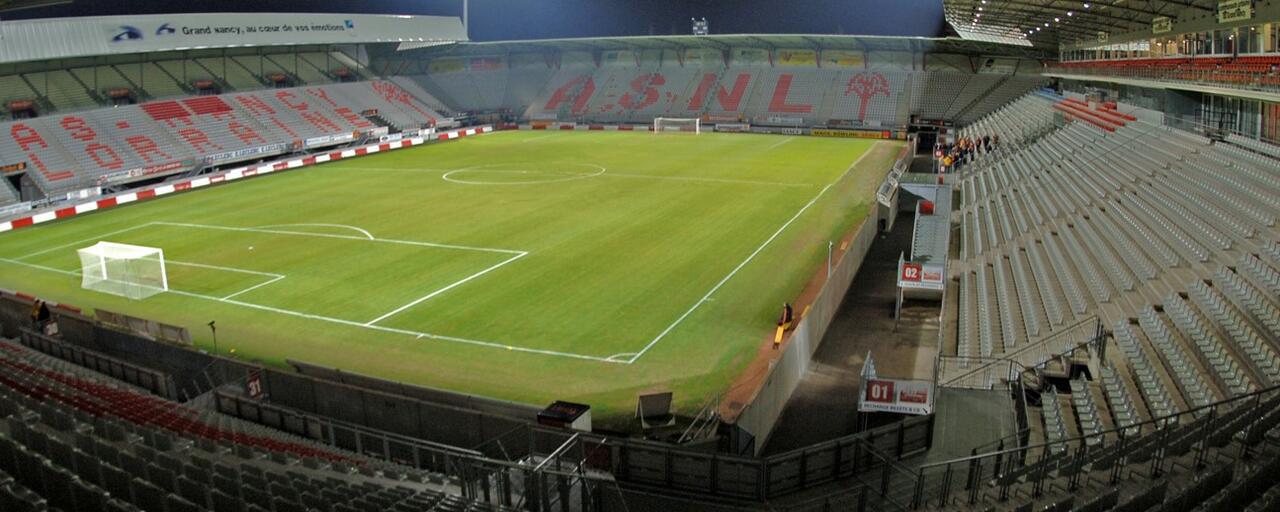 Gazon-Stade-Marcel-Picot Gazon-Stade-Marcel-Picot