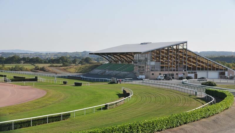 Hippodrome_Yffiniac.jpg Hippodrome_Yffiniac.jpg