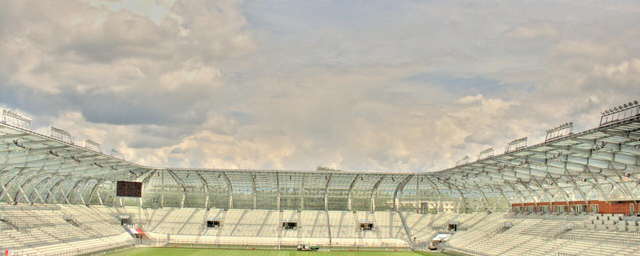 Stade-des-Alpes-changement-pelouse-football-rugby